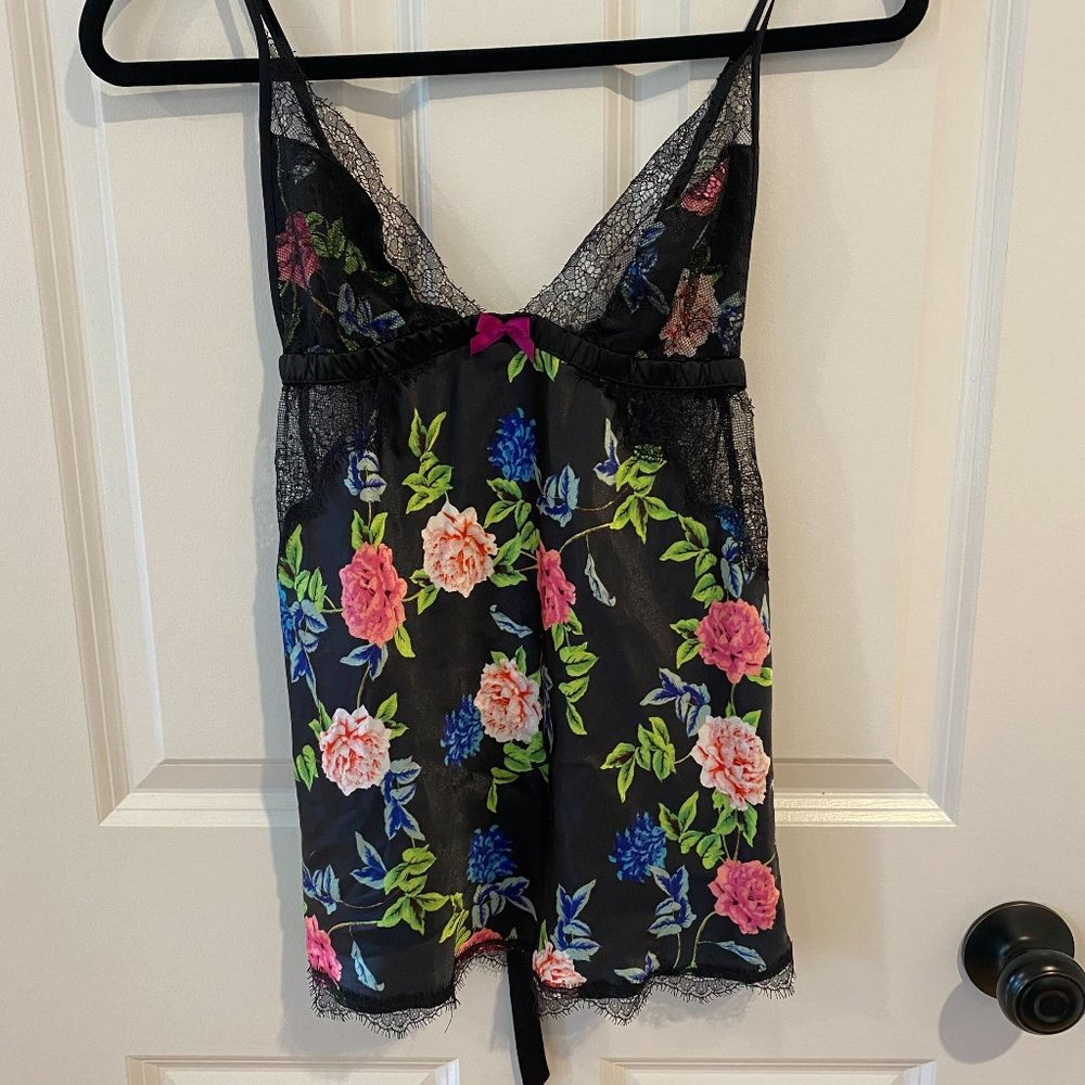 NWT Black‎ Floral Victoria's Secret Babydoll Lace Slip - Size Small